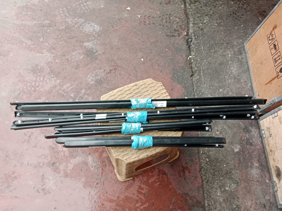 Accent yumurta kasa kapı bantları